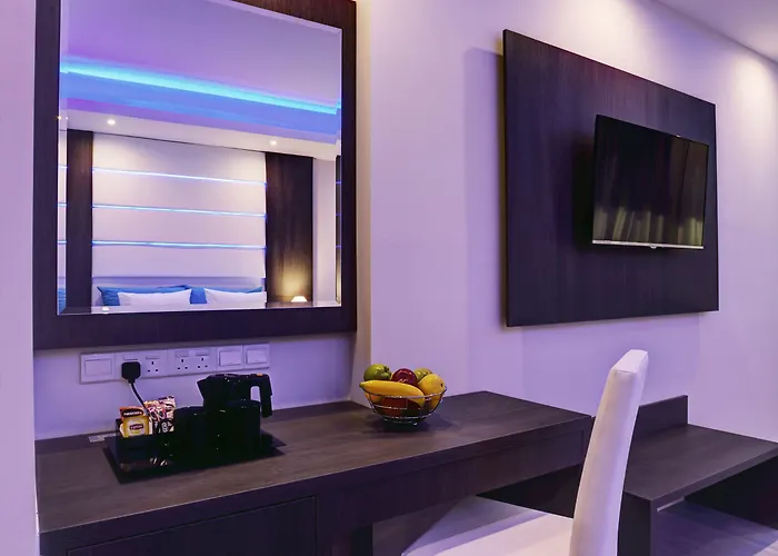 The Josephine Boutique Готель