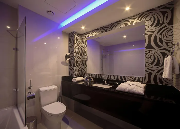 Готель The Josephine Boutique