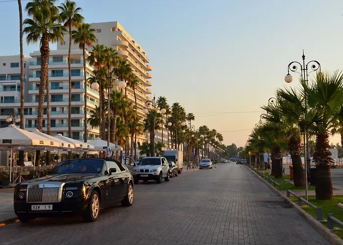 Готель The Josephine Boutique 3*