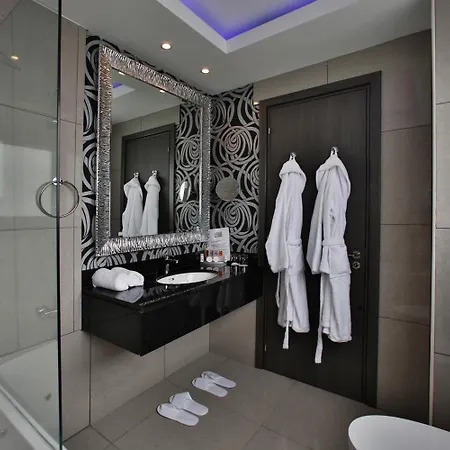 The Josephine Boutique Hotel 3*