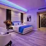 Готель The Josephine Boutique 3*