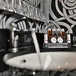 The Josephine Boutique 3* Ларнака