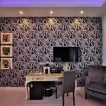 The Josephine Boutique Готель